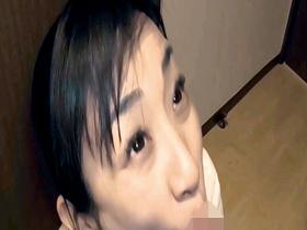 夫と子の居ぬ間に自宅訪問し奥さんをやりたい放題メチャクチャにして生中出ししまくり家中を女潮と精子まみれにして帰りました。　サンプル画像02